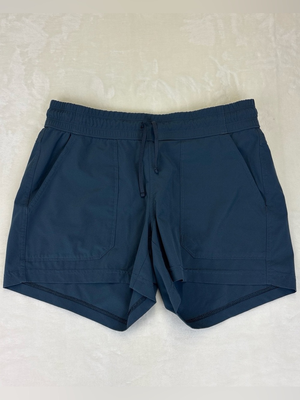 Kuhl women’s blue shorts size XS